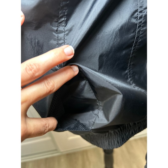 Adidas Women's Windbreaker‎ Jacket Black Medium Satiny Bomber Jacket - Picture 3 of 6